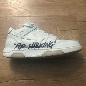 Off whites out of off office size 42